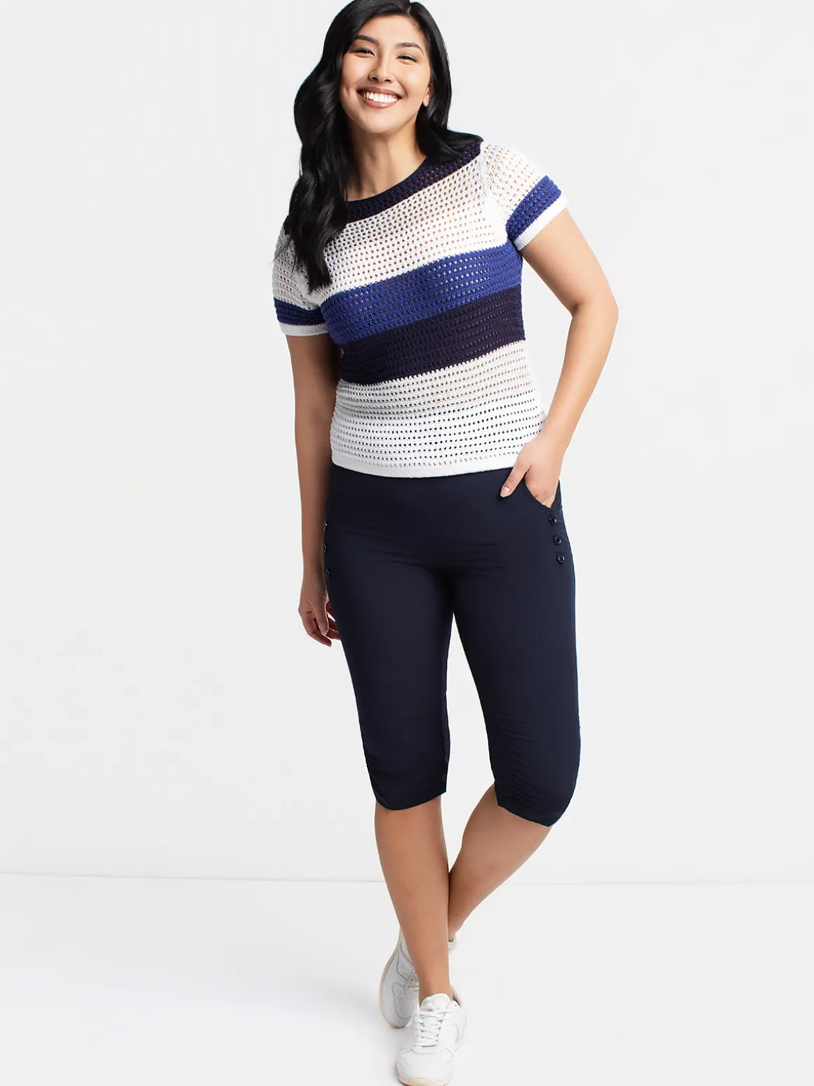 Short-sleeve pullover sweater