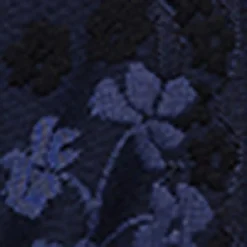 Short-sleeve semi-fitted t-shirt
