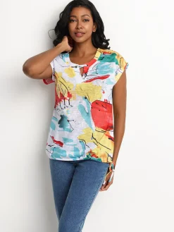 Short-sleeve semi-fitted t-shirt