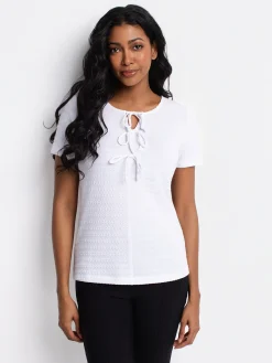 Short-sleeve semi-fitted t-shirt