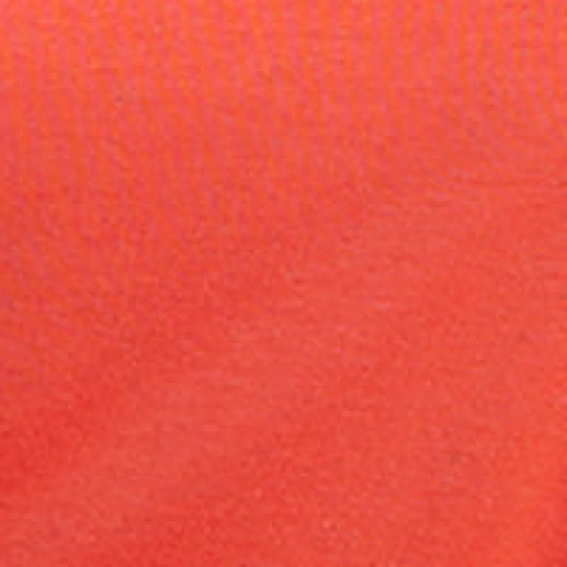 Short-sleeve semi-fitted t-shirt