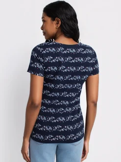 Short-sleeve semi-fitted t-shirt