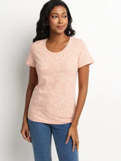 Short-sleeve semi-fitted t-shirt