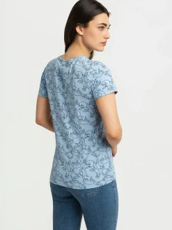 Short-sleeve semi-fitted t-shirt