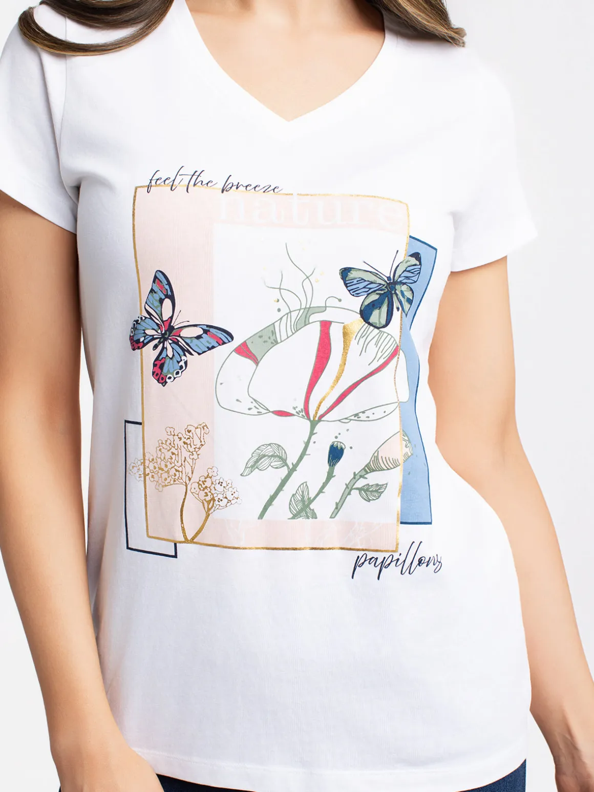Short-sleeve semi-fitted t-shirt