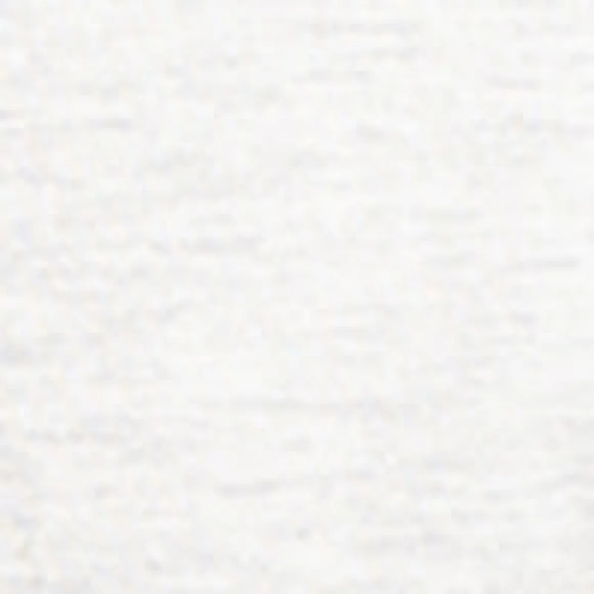Short-sleeve semi-fitted t-shirt
