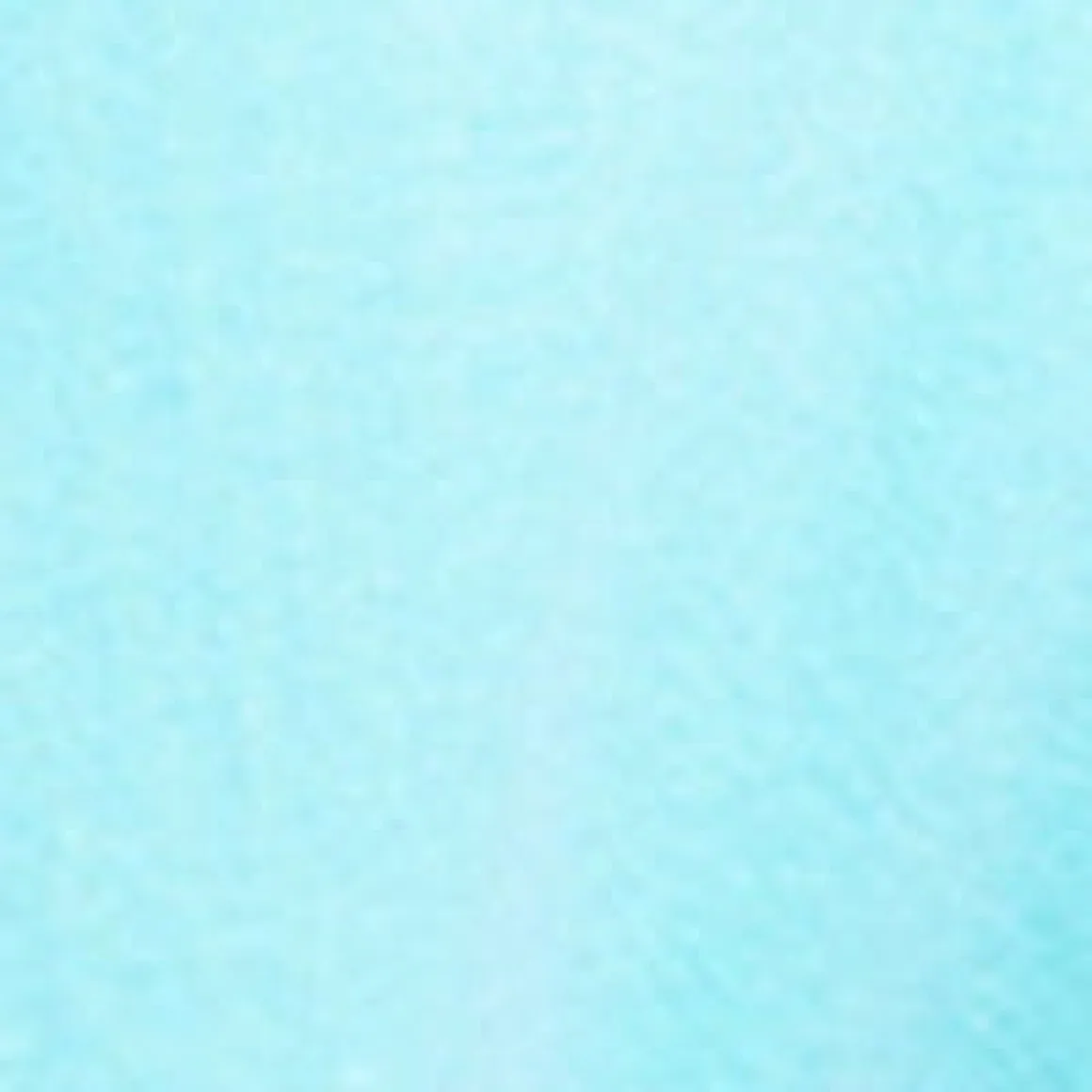 Short-sleeve semi-fitted t-shirt