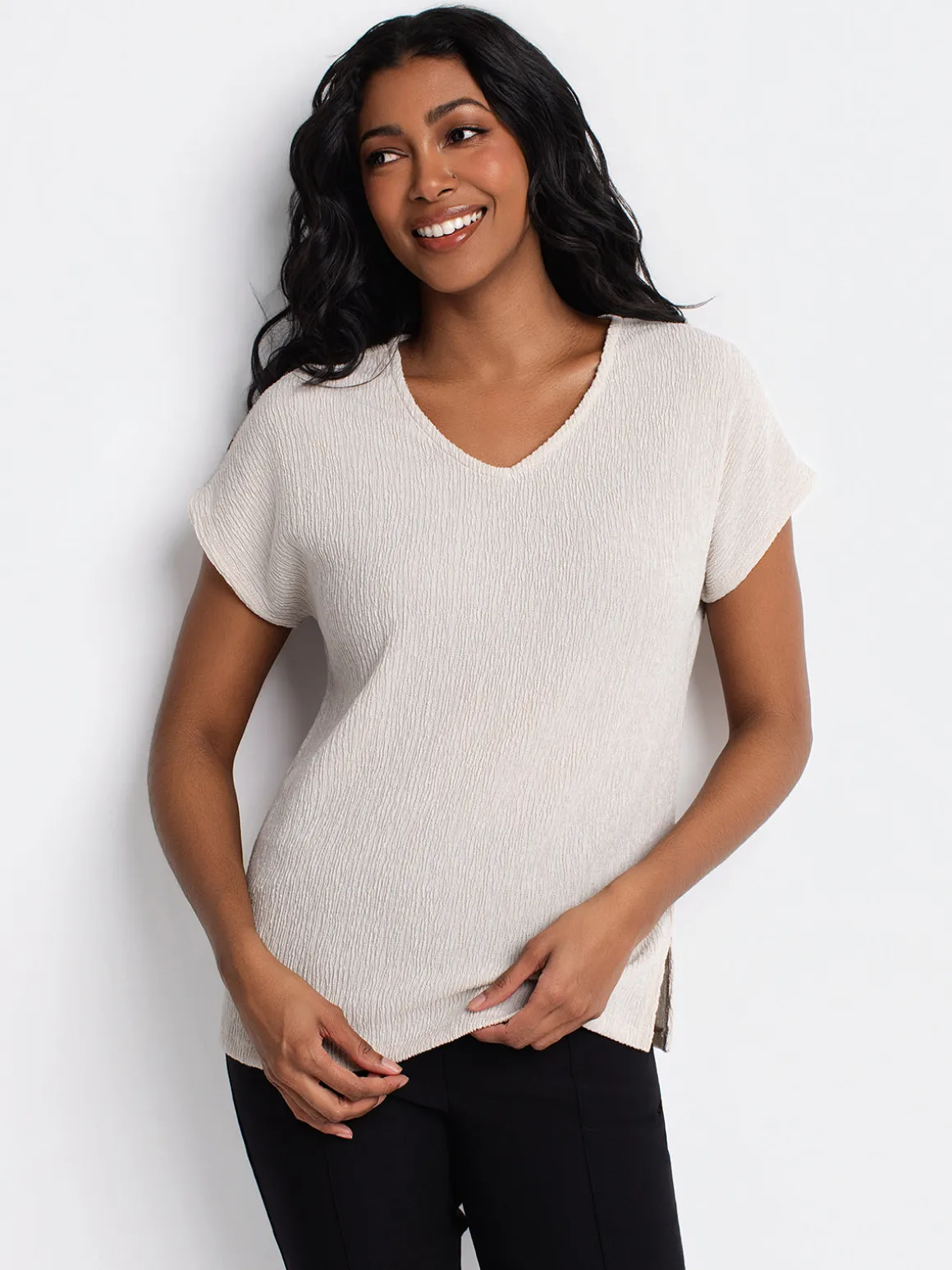 Short-sleeve semi-fitted t-shirt