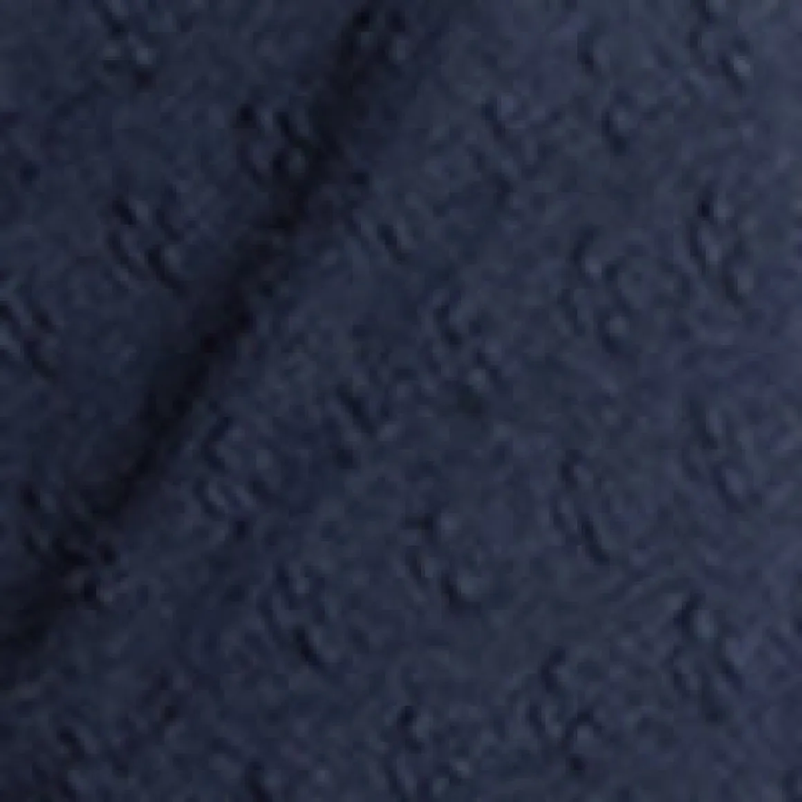 Short-sleeve semi-fitted t-shirt
