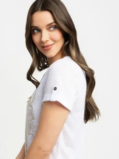 Short-sleeve semi-fitted t-shirt