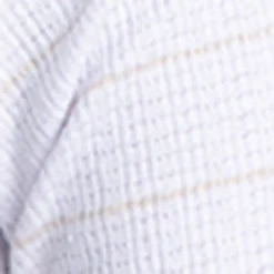 Short-sleeve semi-fitted t-shirt