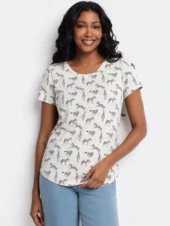 Short-sleeve semi-fitted t-shirt