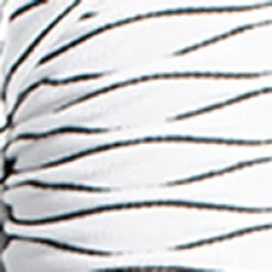 Short-sleeve semi-fitted t-shirt