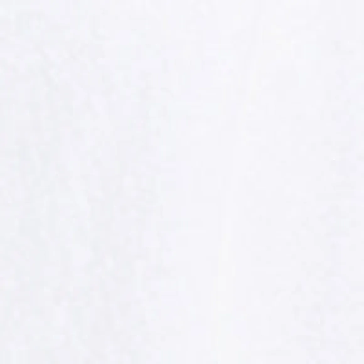 Short-sleeve semi-fitted t-shirt
