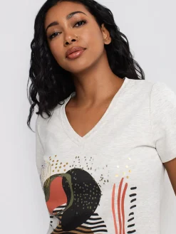 Short-sleeve semi-fitted t-shirt