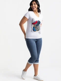 Short-sleeve semi-fitted t-shirt