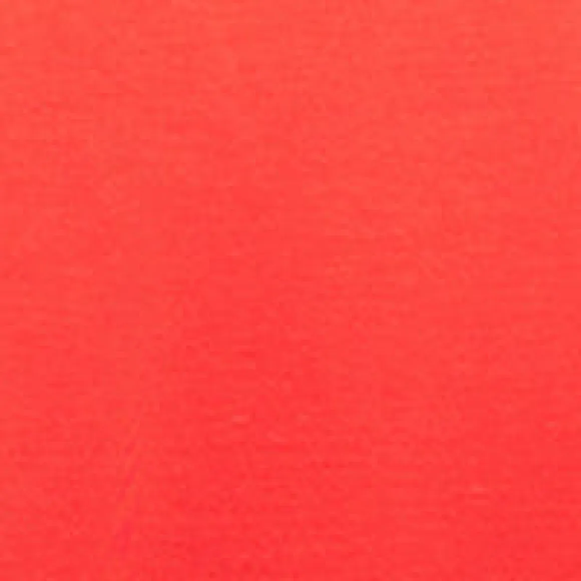 Short-sleeve semi-fitted t-shirt