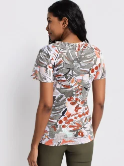 Short-sleeve semi-fitted t-shirt