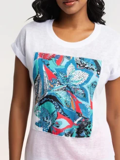 Short-sleeve semi-fitted t-shirt