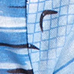 Short-sleeve semi-fitted t-shirt