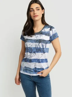 Short-sleeve semi-fitted t-shirt