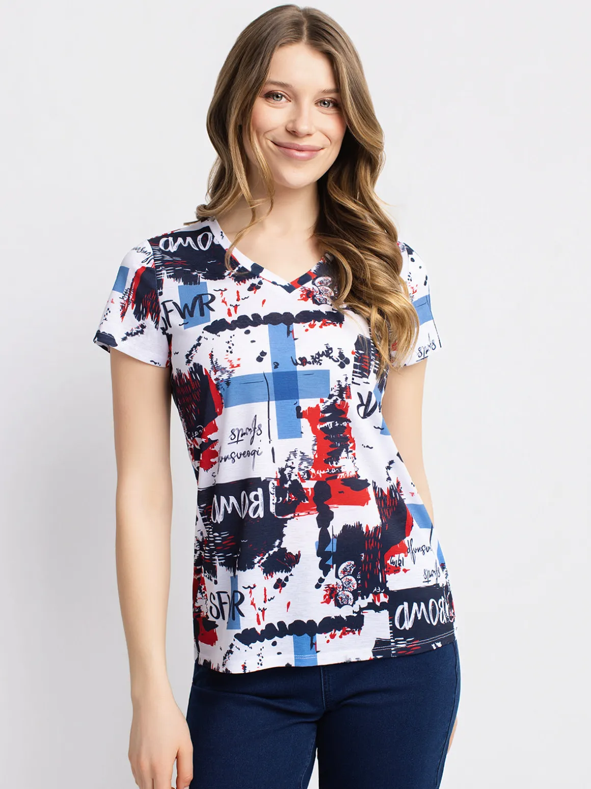 Short-sleeve semi-fitted t-shirt