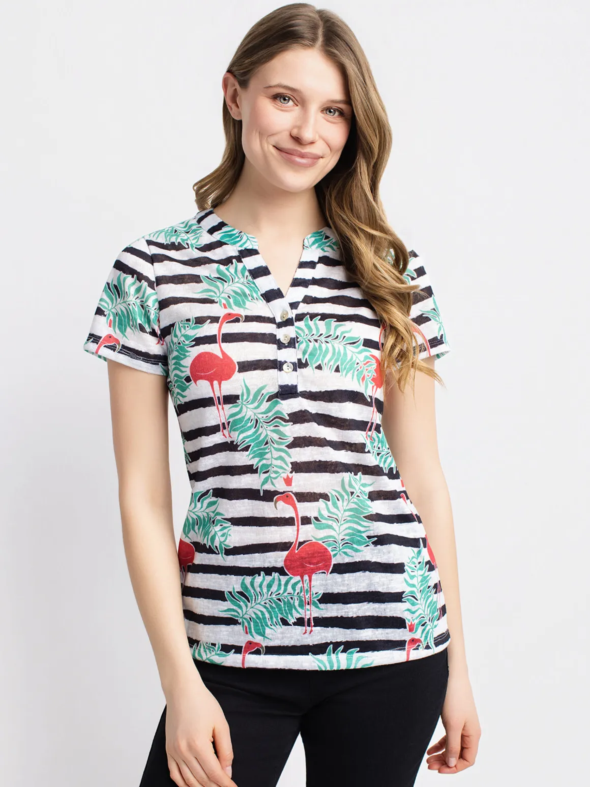 Short-sleeve semi-fitted T-shirt