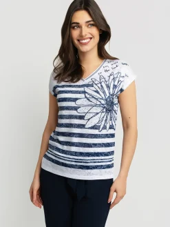 Short-sleeve semi-fitted t-shirt
