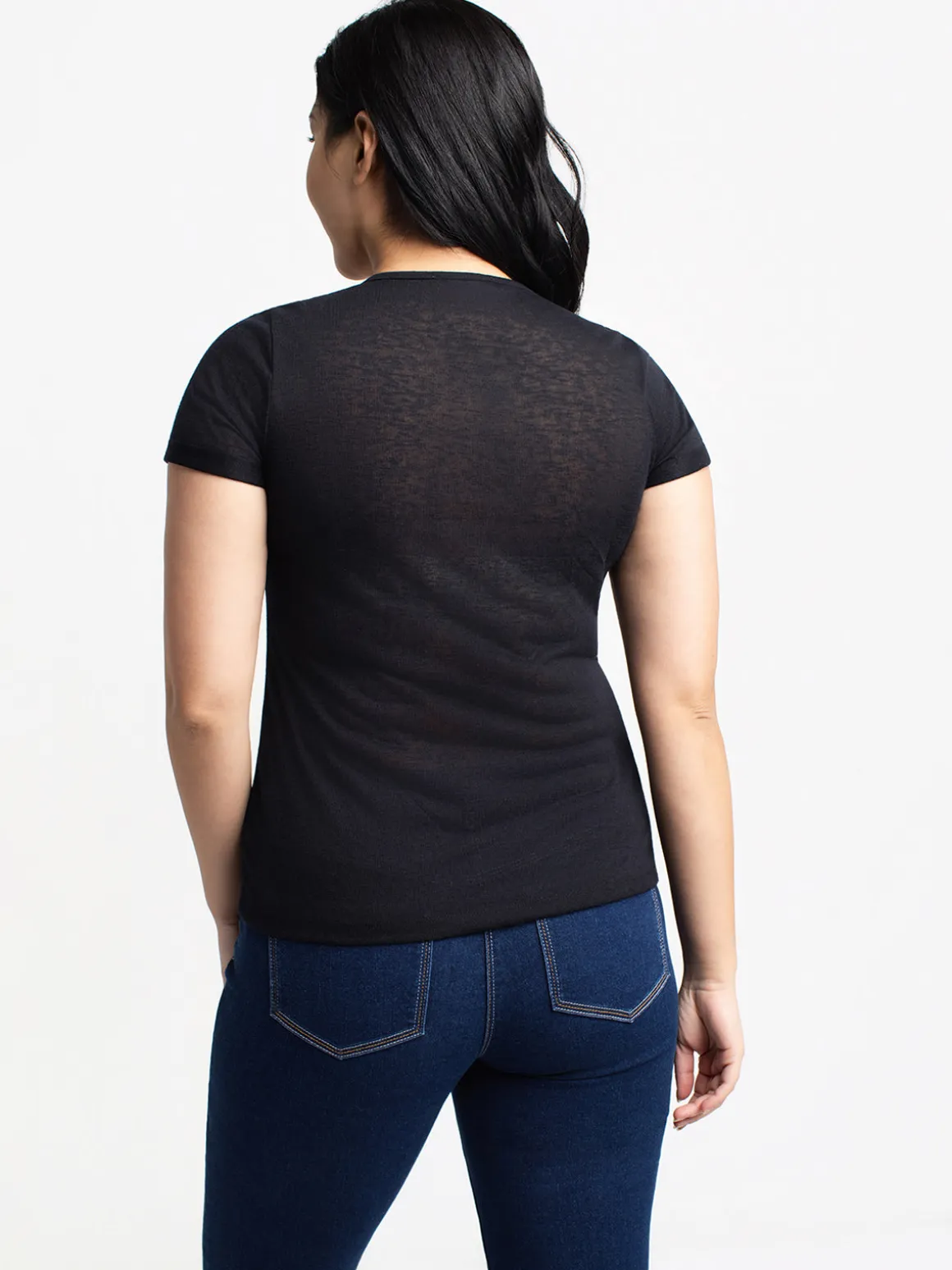 Short-sleeve semi-fitted tunic