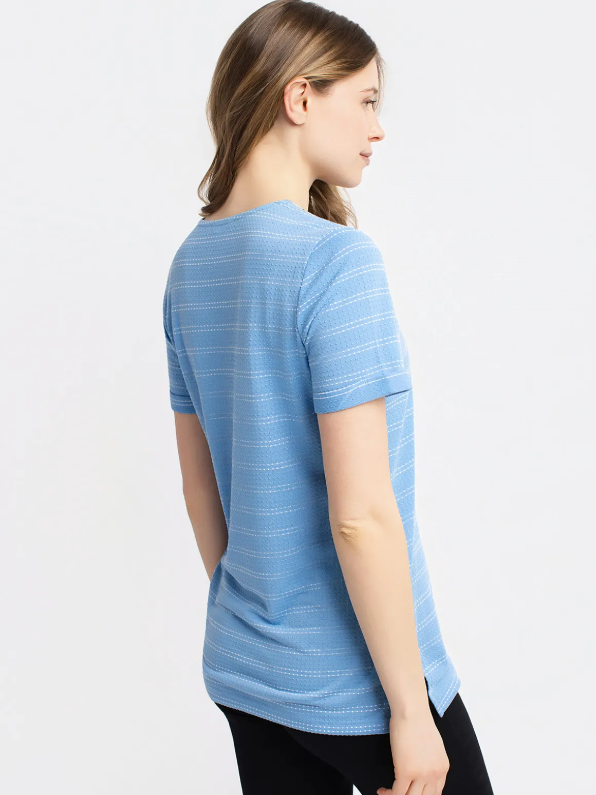 Short-sleeve semi-fitted tunic