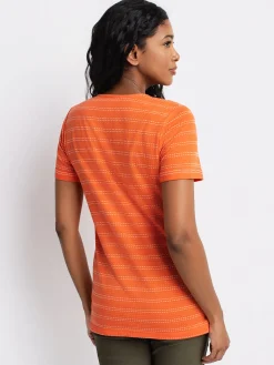 Short-sleeve semi-fitted tunic