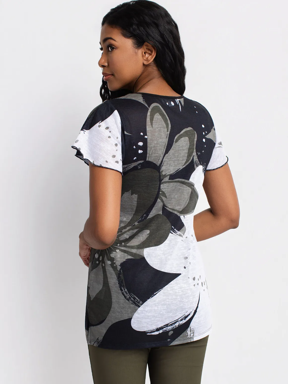 Short-sleeve semi-fitted tunic