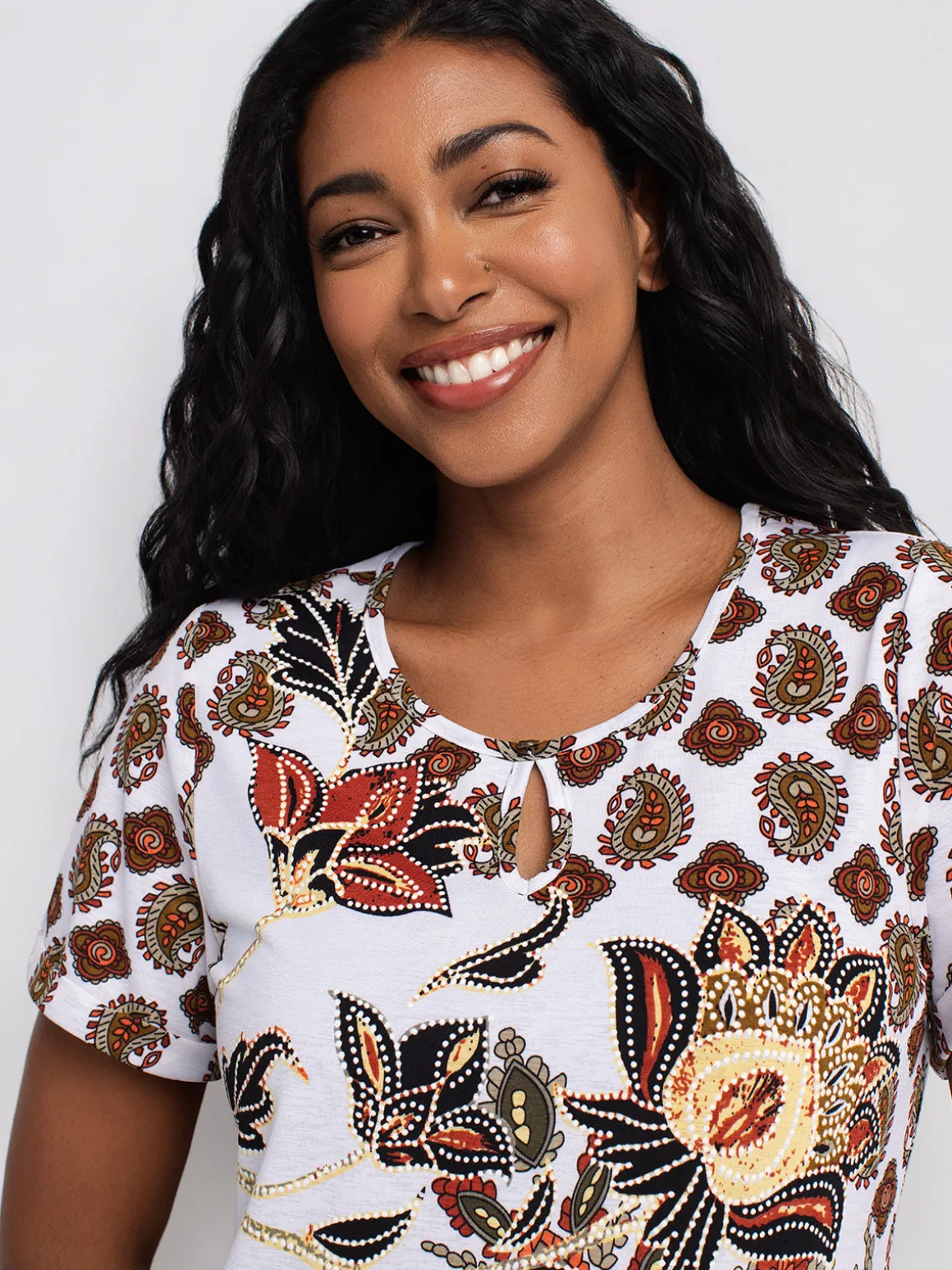 Short-sleeve semi-fitted tunic