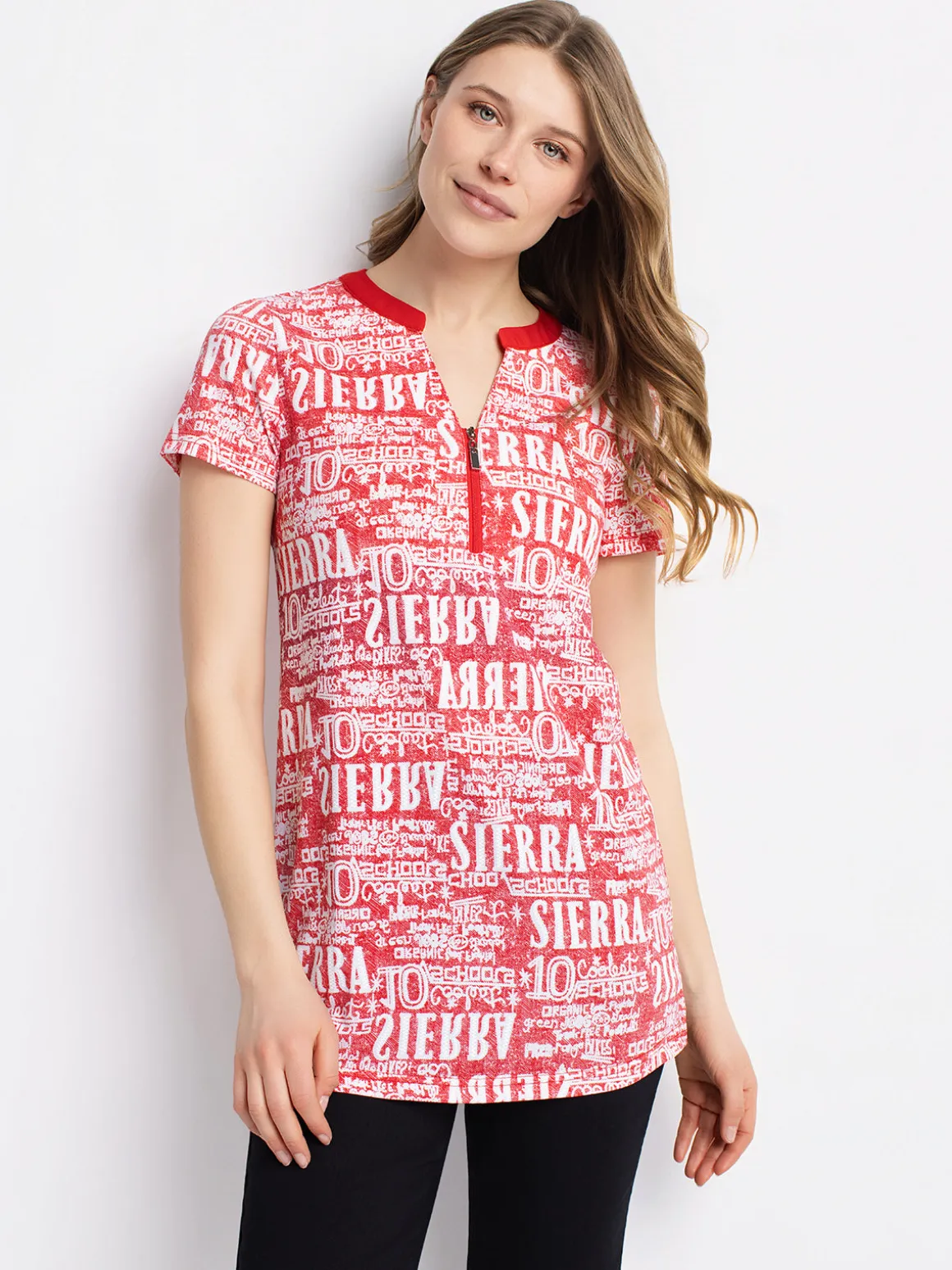 Short-sleeve semi-fitted tunic