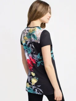 Short-sleeve semi-fitted tunic