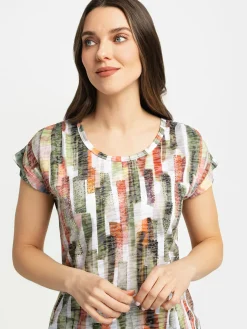 Short-sleeve semi-fitted tunic