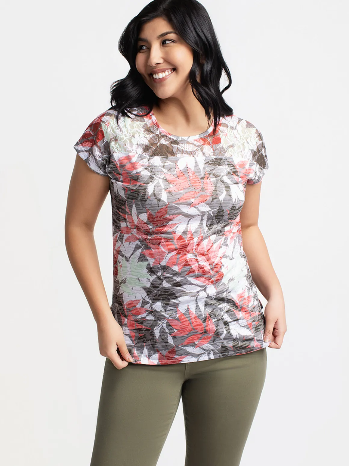 Short-sleeve semi-fitted tunic