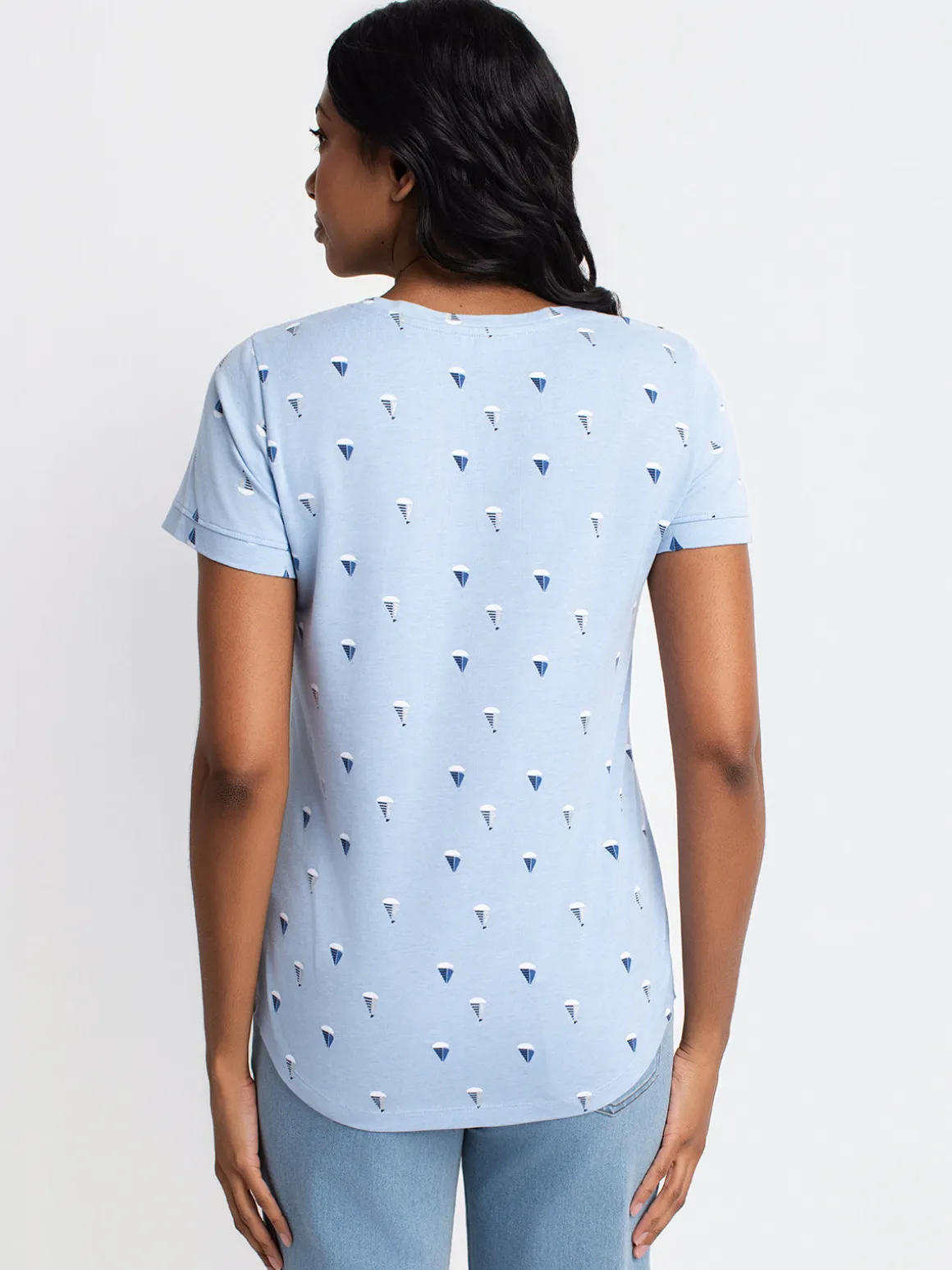 Short-sleeve T-shirt