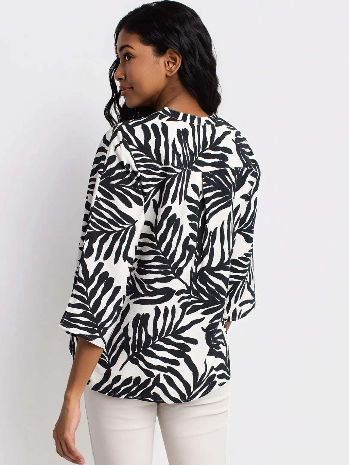 3/4-sleeve loose blouse