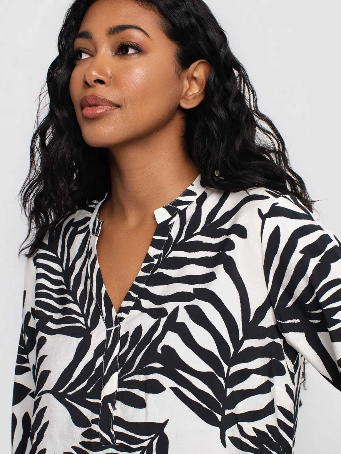 3/4-sleeve loose blouse