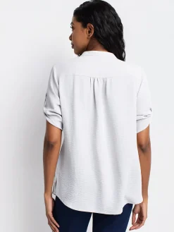 3/4-sleeve loose blouse with buttons
