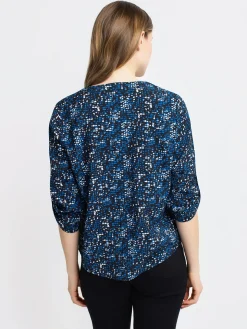 3/4-sleeve loose blouse with buttons