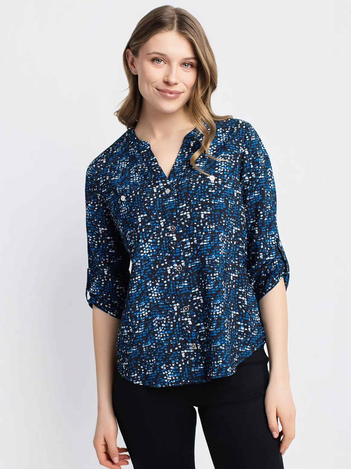 3/4-sleeve loose blouse with buttons
