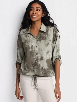 3/4-sleeve loose blouse with buttons