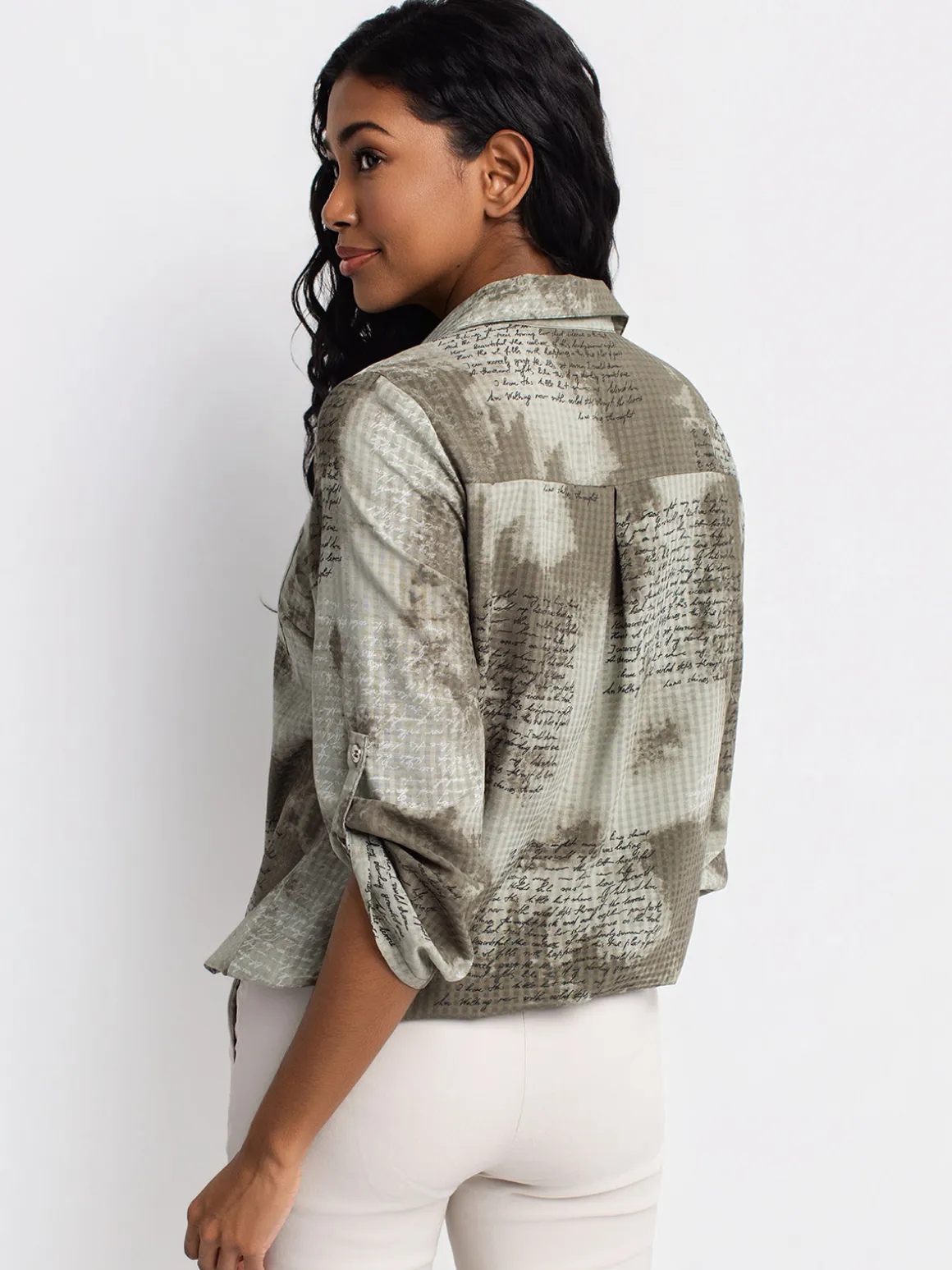 3/4-sleeve loose blouse with buttons