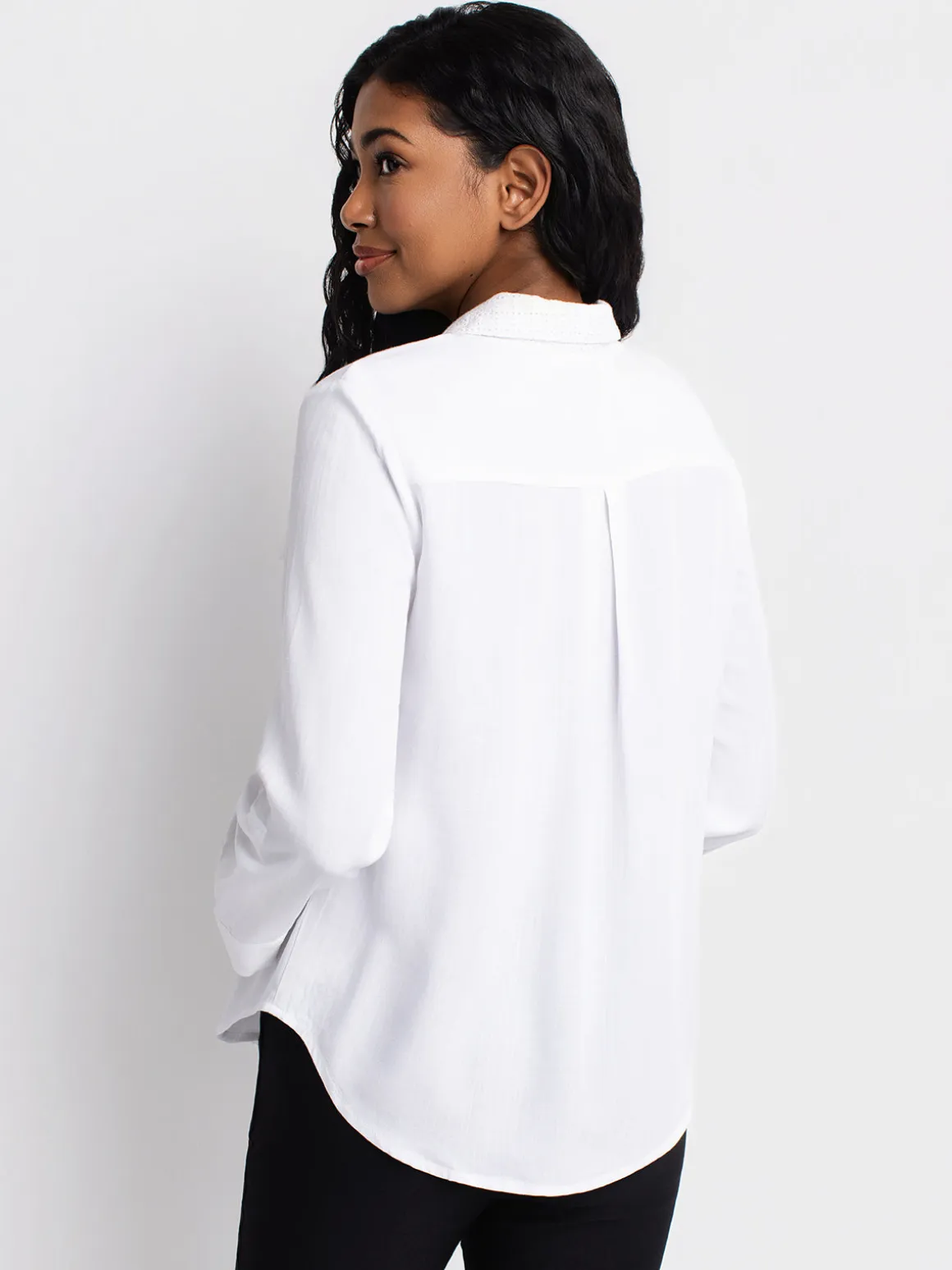 3/4-sleeve loose blouse with buttons