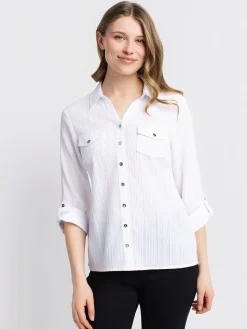 3/4-sleeve semi-fitted blouse with buttons