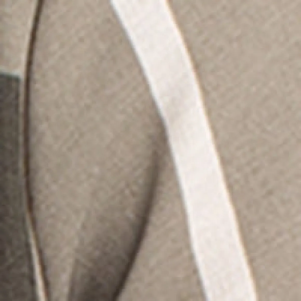 3/4-sleeve semi-fitted blouse with buttons