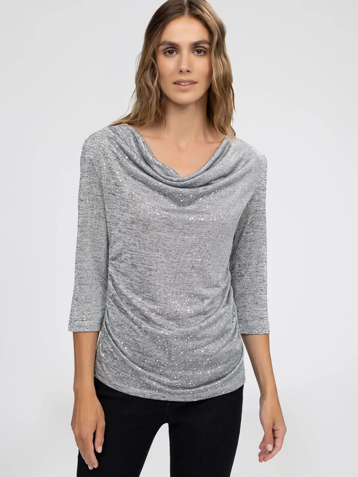 3/4-sleeve semi-fitted t-shirt