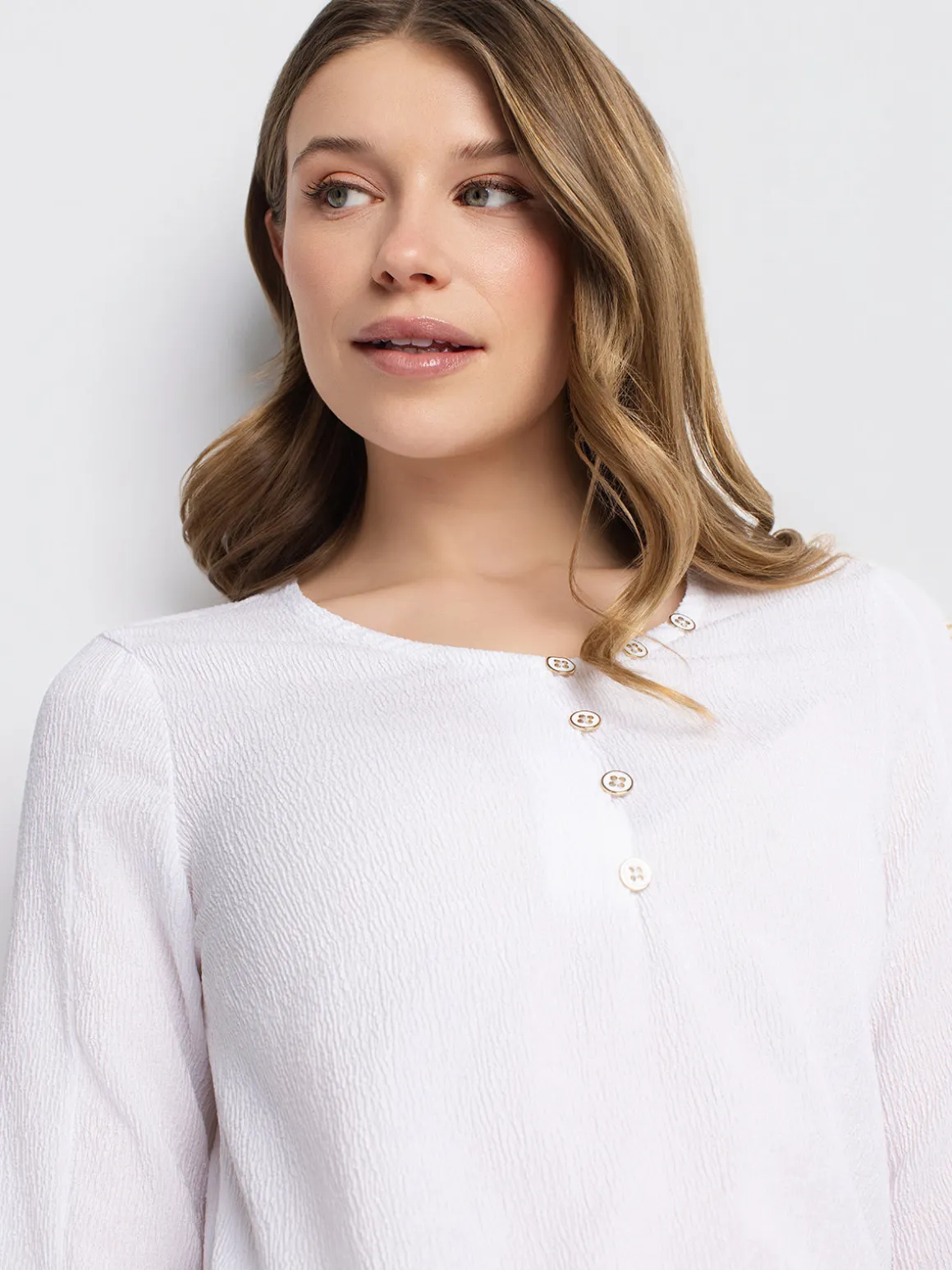 3/4-sleeve semi-fitted tunic